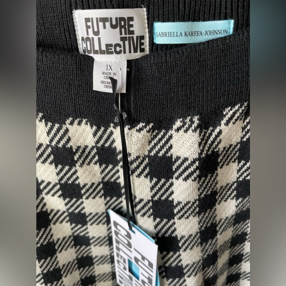 Cozy Shorts - Picture 2 of 2